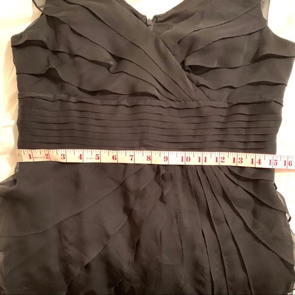 Adrianna Papell Occasions Layered Black Dr… - Picture 8 of 8